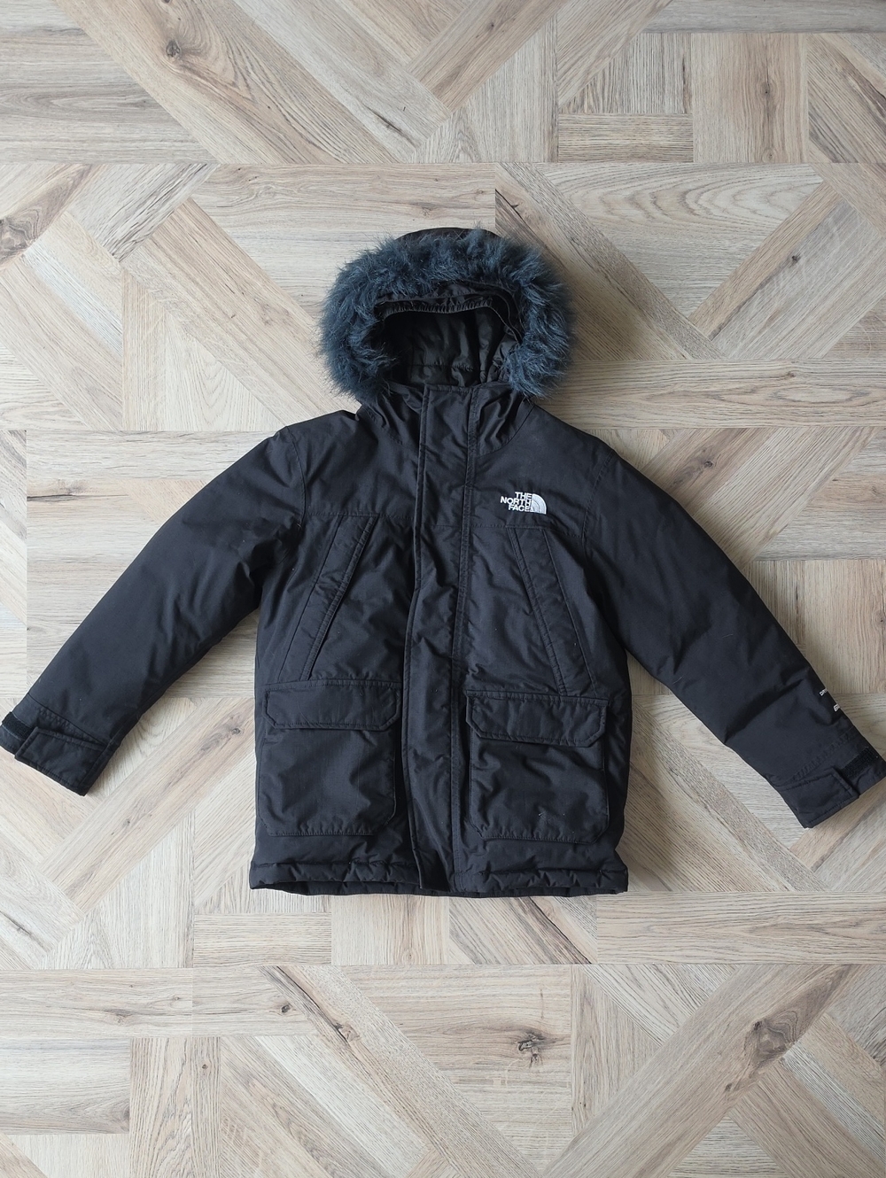 The North Face Black Kids Insulated Puffer Parka DryVent 600 with Faux-Fur Trim